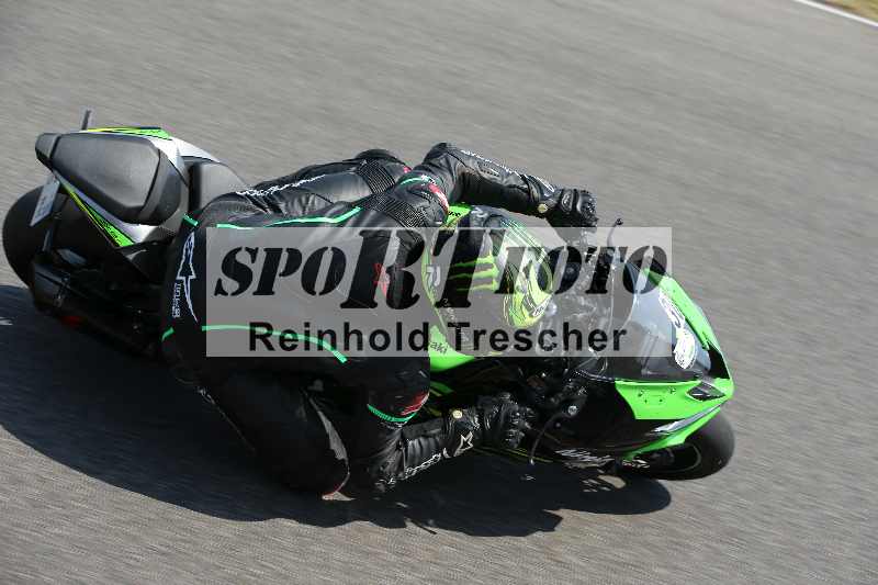 /Archiv-2023/28 05.06.2023 Moto Club Anneau du Rhin/vert-medium/30